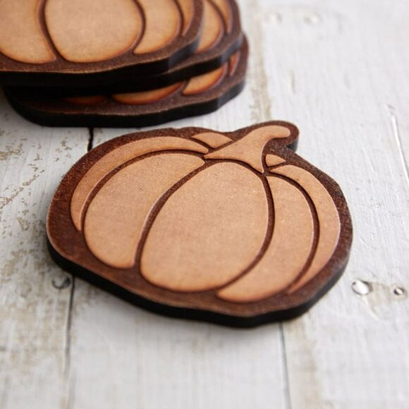 Set 4 wood burned Pumpkin Coasters - Picture 1 of 2